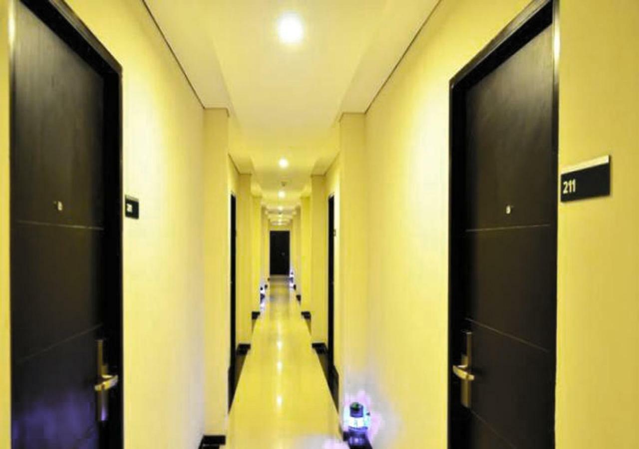 Hotel D'Season Karimun Jawa Karimunjawa Esterno foto